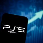 PS5 vượt mặt PS4 bất chấp tình trạng thiếu hàng
