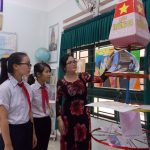 Gặp cô giáo dậy học sinh đánh Đế Chế 3 ở Việt Nam